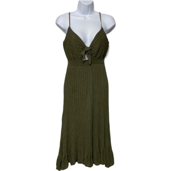 Sabatini White tie front pleated dress size medium - Picture 1 of 7